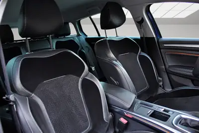 Renault Mégane Grandtour 1.5 dCi GT Line — Break économique et spacieux, 46 000 km — Miniature 14