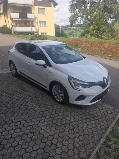 Renault Clio 1.0 SCe 75 Zen — Citadine économique et fiable, 65'600 km seulement — rear view