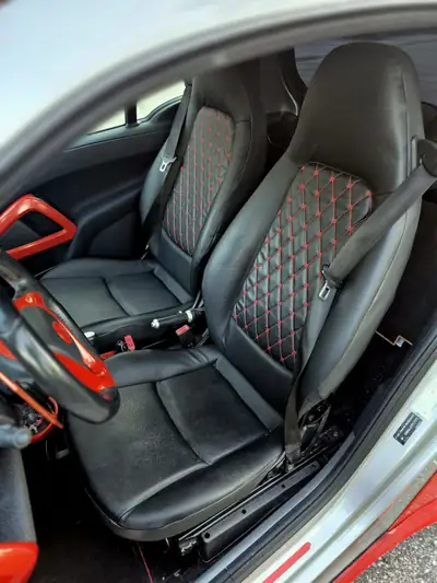 SMART FORTWO BRABUS RS 2007 — Coupé sportif compact, performance et caractère affirmé — detail