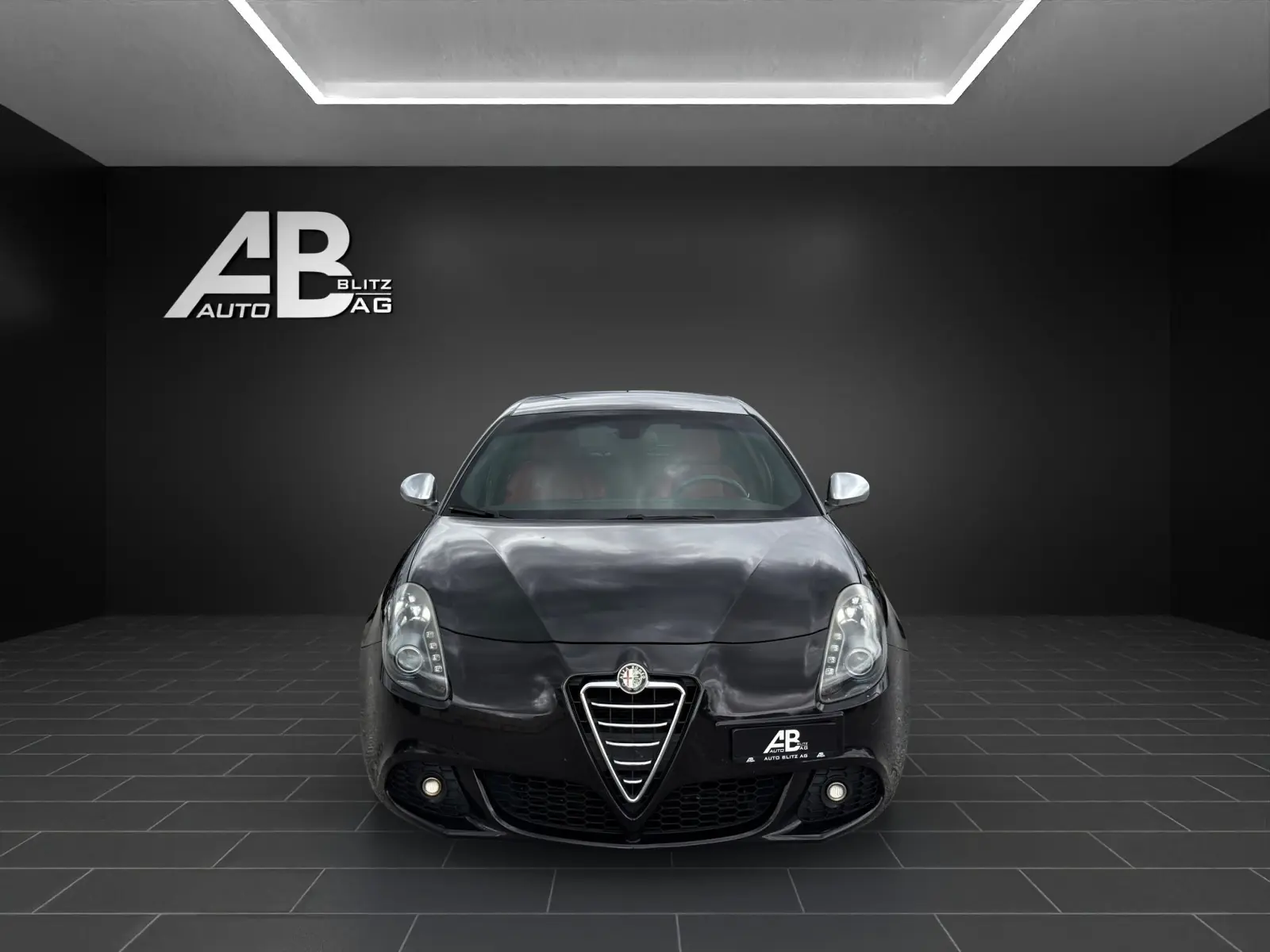 Alfa Romeo Giulietta 1750 TBi Quadrifoglio Verde — 235 ch, sportivité italienne authentique