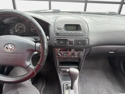 Toyota Corolla 1.6 Linea Sol plus — Berline fiable, boîte auto, parfait état d'entretien — Miniatura 13