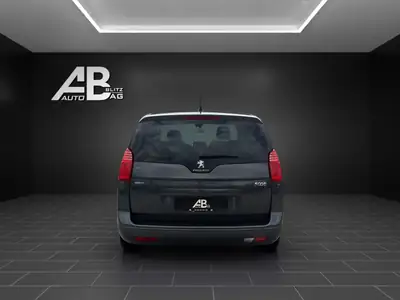 Peugeot 5008 2.0 BlueHDI 150 ch — Monospace 7 places, moteur diesel économe — Innenraum