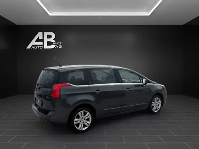 Peugeot 5008 2.0 BlueHDI 150 ch — Monospace 7 places, moteur diesel économe — Armaturenbrett