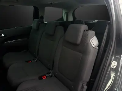 Peugeot 5008 2.0 BlueHDI 150 ch — Monospace 7 places, moteur diesel économe — Miniatur 12