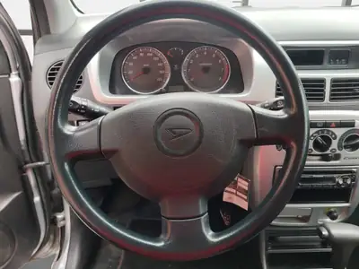 Daihatsu Cuore 1.0 Eco-Top 2004 — Citadine fiable, boîte automatique, contrôle technique OK — Miniature 10
