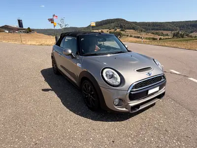 MINI Cabrio 2.0i Cooper S — Cabriolet sportif, 14'900 km seulement, cuir intégral — Seitenansicht