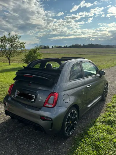 FIAT 500 Abarth Cabriolet — L'italienne sportive et décapotable — Detail