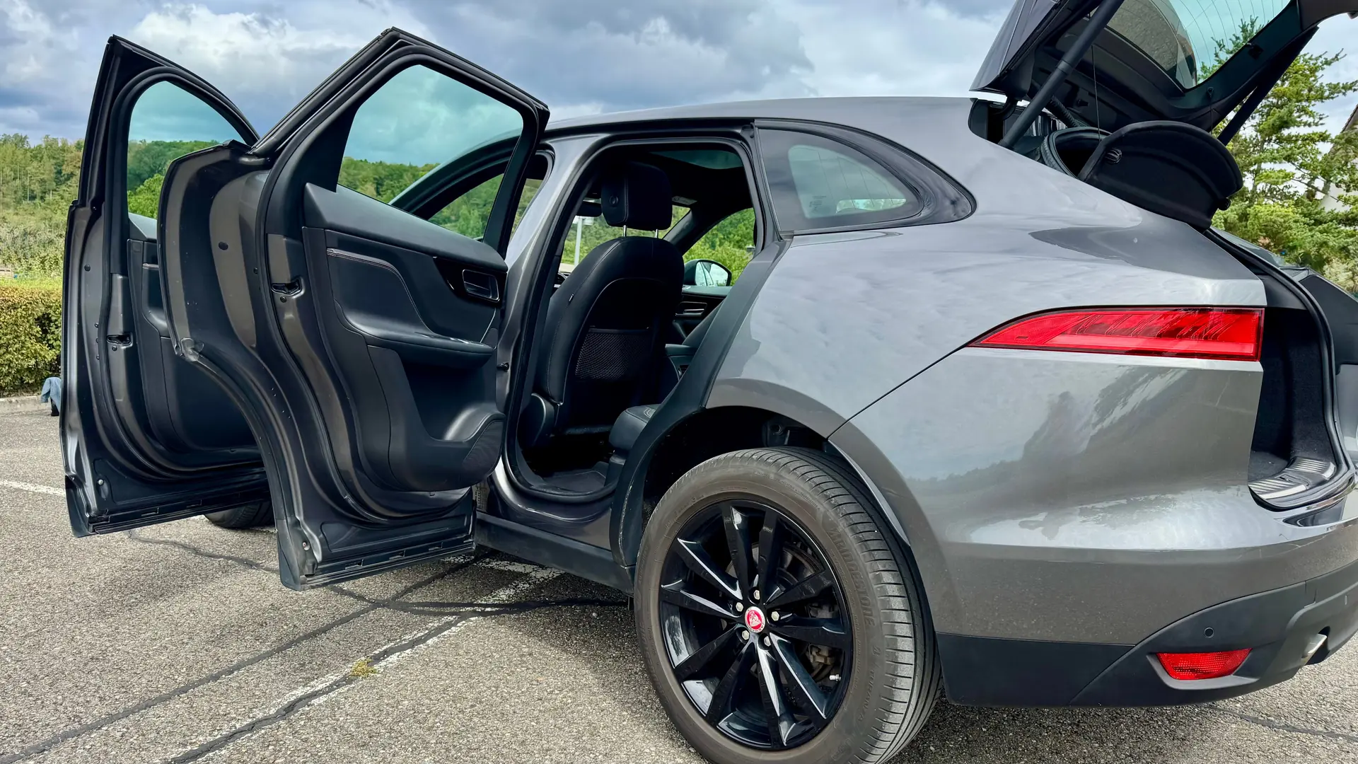 Jaguar F-Pace 2019 occasion Tschugg — 4