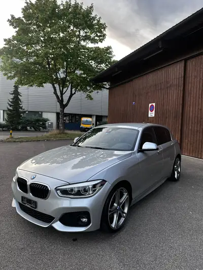 BMW 120d xDrive SAG — Berline diesel performante, 60'000 km seulement — côté