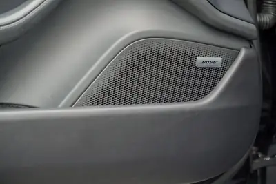 Porsche Taycan 4S Sport Turismo — Berline électrique haute performance, véhicule d'usine comme neuf — Miniatur 13