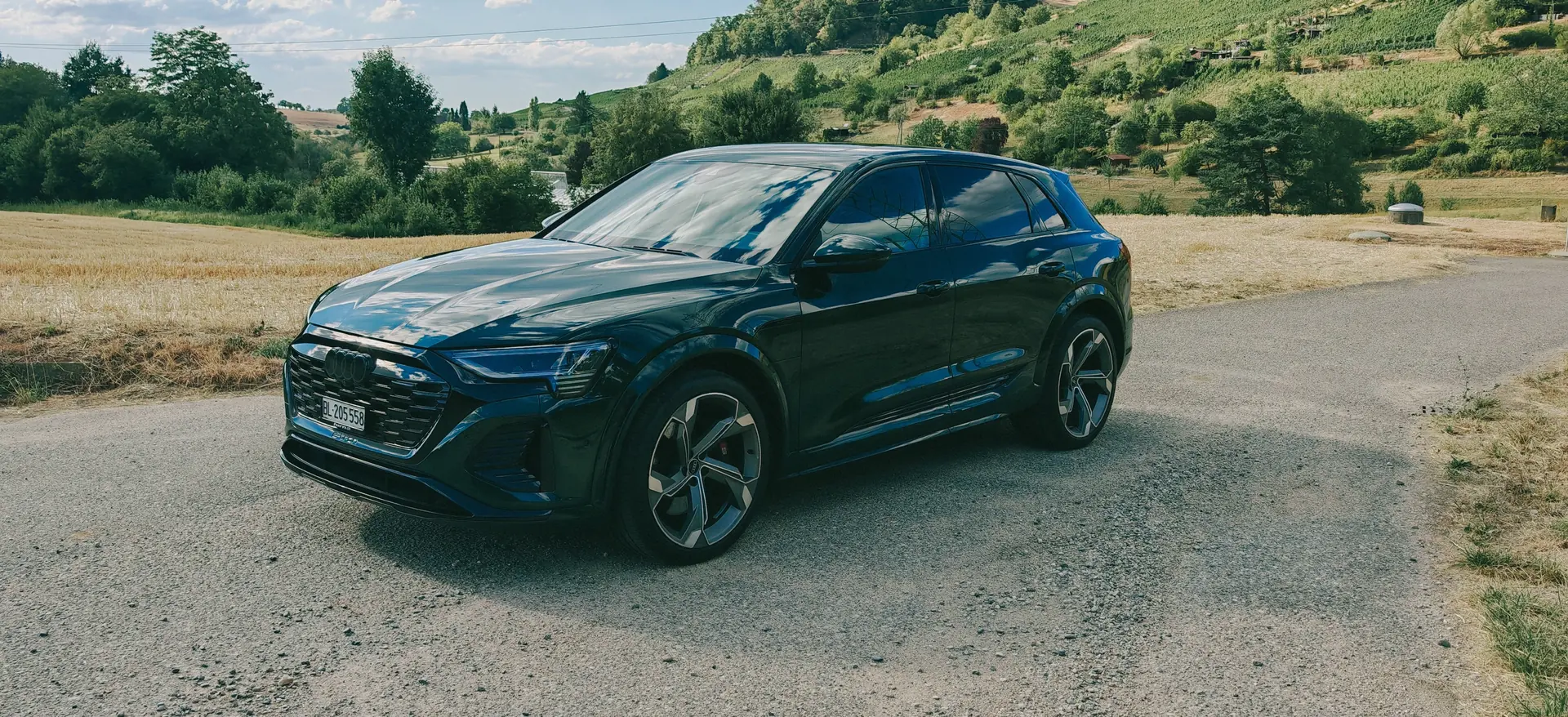 Audi SQ8 quattro 503 ch — SUV électrique haute performance, 52 000 km