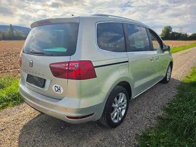 SEAT Alhambra 2.0 TSI Style DSG — Monospace 7 places, attelage et équipements premium — côté