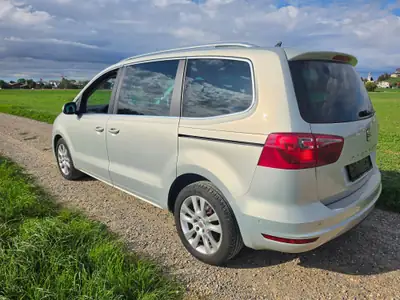 SEAT Alhambra 2.0 TSI Style DSG — Monospace 7 places, attelage et équipements premium — arrière