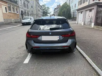 BMW M135i xDrive — Berline sportive 306 ch, boîte auto, 27 000 km seulement — vista posteriore