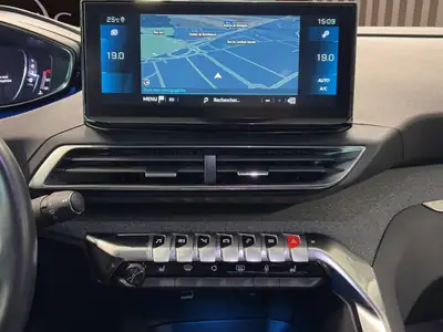 Peugeot 3008 1.2 PureTech Allure Pack — SUV dynamique, boîte automatique, faible kilométrage — Detail