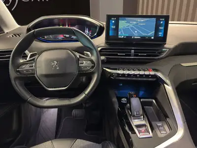 Peugeot 3008 1.2 PureTech Allure Pack — SUV dynamique, boîte automatique, faible kilométrage — Armaturenbrett