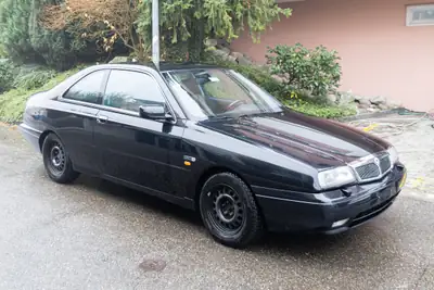 Lancia Kappa Coupé 2000 — Élégance italienne, motorisation 175 ch et sièges chauffants — détail