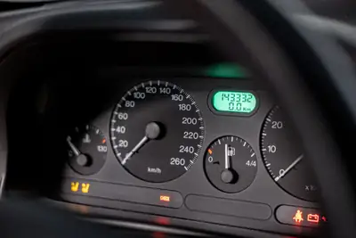 Lancia Kappa Coupé 2000 — Élégance italienne, motorisation 175 ch et sièges chauffants — Miniature 8