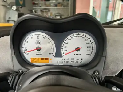 Lotus Elise 1.8 16V 111 S — Roadster légendaire, moteur Toyota, 49'000 km seulement — intérieur
