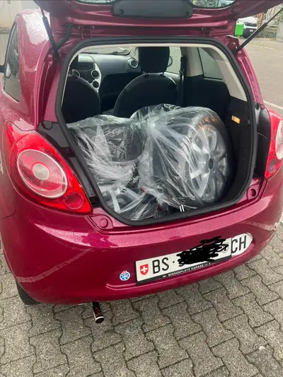 Ford Ka 1.2 Trend 2012 — Citadine économique, moteur fiable et peu kilométrée — intérieur