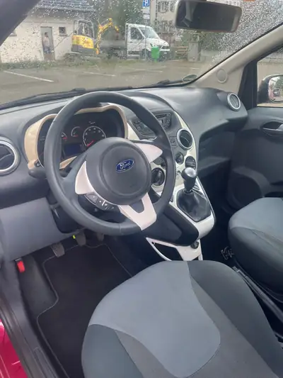 Ford Ka 1.2 Trend 2012 — Citadine économique, moteur fiable et peu kilométrée — tableau de bord