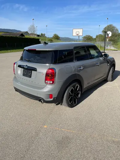 MINI Countryman 2.0 SD Cooper ALL4 — SUV compact diesel, 4x4 performant et économe — arrière
