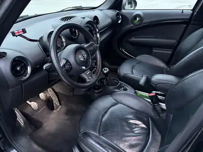MINI Countryman 1.6i John Cooper Works ALL4 — Sportivité et polyvalence en format compact — détail