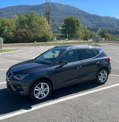 SEAT Arona 1.0 TSI 115 — SUV urbain dynamique, 149 000 km, sans sinistre — tableau de bord