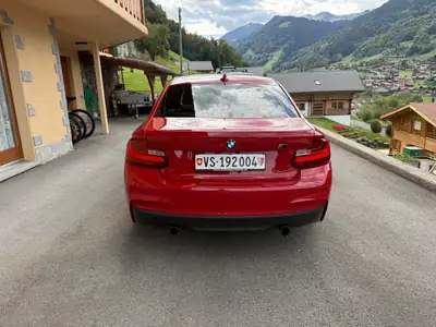 BMW M235i xDrive — Coupé sportif biturbo, sans sinistre, 3 jeux de roues — rear view