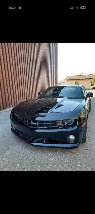 Chevrolet Camaro 6.2 V8 — Muscle car légendaire, 432 ch purs — dashboard