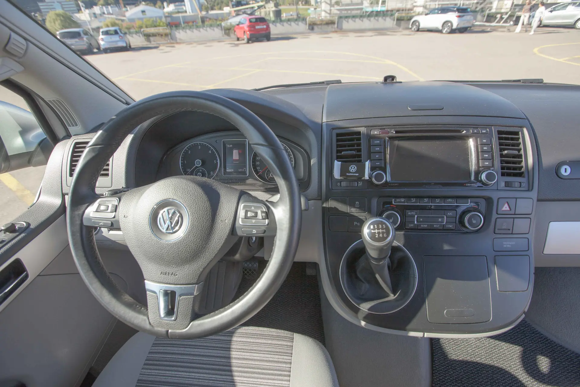Volkswagen T5 2015 occasion Bäch — 5