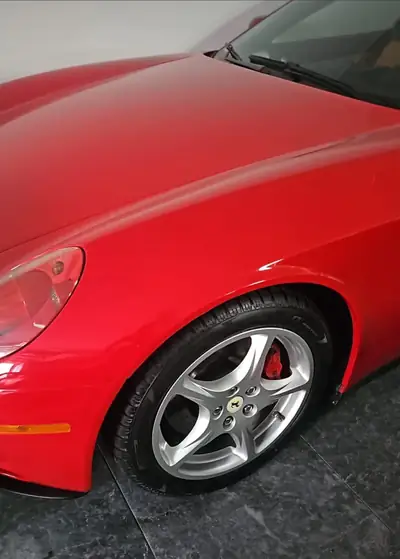 Ferrari 612 Scaglietti F1 — Grand Tourisme légendaire, seulement 29'980 km — intérieur