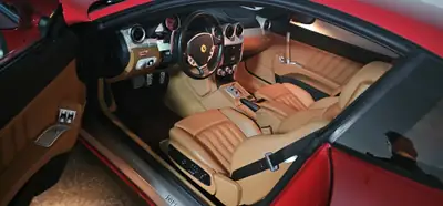 Ferrari 612 Scaglietti F1 — Grand Tourisme légendaire, seulement 29'980 km — détail