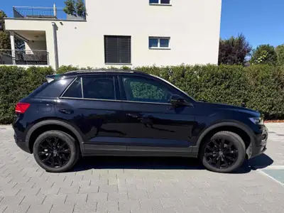 VW T-ROC 1.5 TSI Sport DSG — SUV compact dynamique, 108'000 km, sans sinistre — intérieur