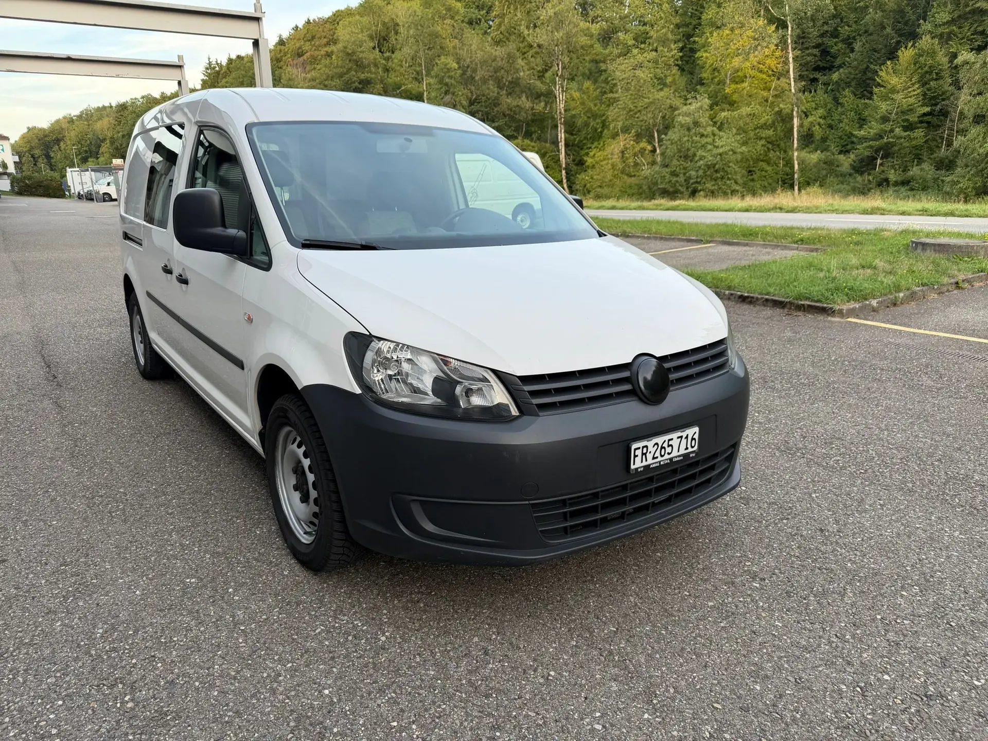 Volkswagen Caddy 2012 occasion Wünnewil — 1