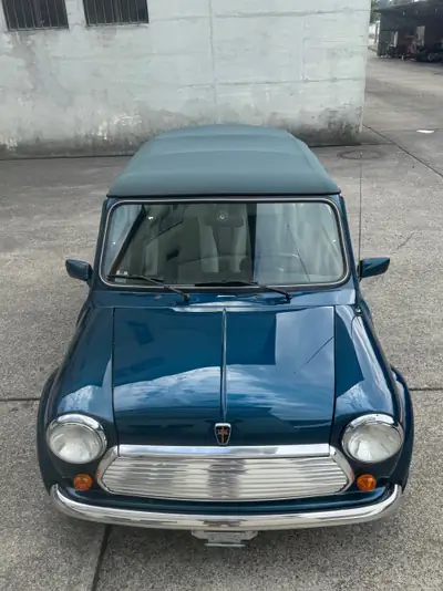 MINI Cabrio Lamm — Cabriolet de légende, seulement 28 600 km, sans sinistre — Miniatura 8