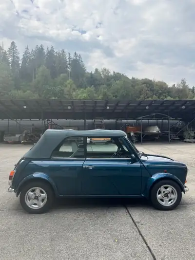 MINI Cabrio Lamm — Cabriolet de légende, seulement 28 600 km, sans sinistre — Miniatura 7