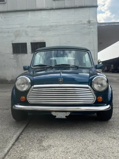 MINI Cabrio Lamm — Cabriolet de légende, seulement 28 600 km, sans sinistre — Miniatura 9