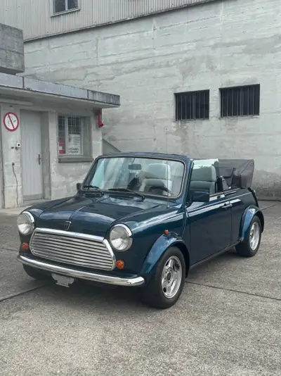 MINI Cabrio Lamm — Cabriolet de légende, seulement 28 600 km, sans sinistre — Miniatura 12