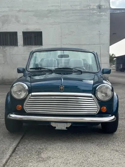 MINI Cabrio Lamm — Cabriolet de légende, seulement 28 600 km, sans sinistre — Miniatura 10