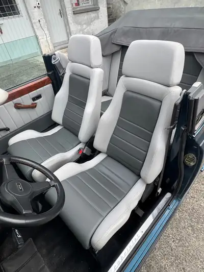 MINI Cabrio Lamm — Cabriolet de légende, seulement 28 600 km, sans sinistre — Miniatura 18