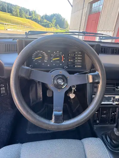 Lancia Beta Montecarlo 2.0 S2 1982 — Coupé sportif vintage, 72'600 km, collection privée — Miniatur 12