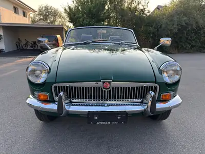 MG MGB 1972 — Cabriolet anglais de légende, état concours, révision complète 2025 — Miniature 8