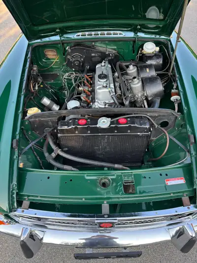 MG MGB 1972 — Cabriolet anglais de légende, état concours, révision complète 2025 — Miniature 14