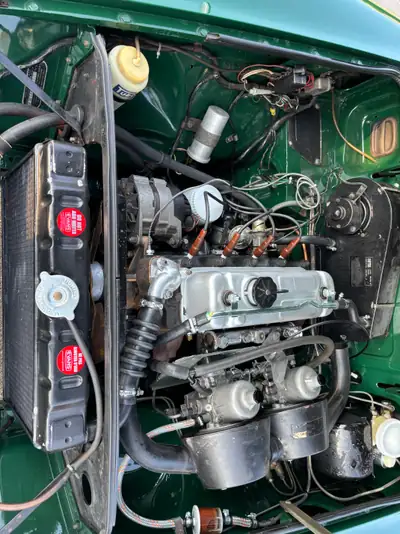 MG MGB 1972 — Cabriolet anglais de légende, état concours, révision complète 2025 — Miniature 16