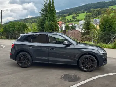 Audi SQ5 3.0 V6 TFSI — SUV sportif quattro, 353 ch et seulement 90'000 km — Seitenansicht