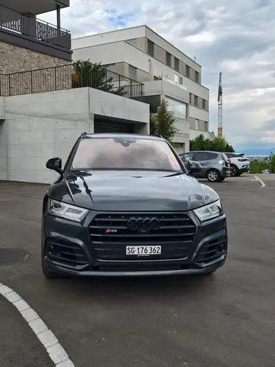 Audi SQ5 3.0 V6 TFSI — SUV sportif quattro, 353 ch et seulement 90'000 km — Heckansicht