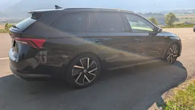 Skoda Octavia SportLine — Break polyvalent, boîte auto, sans sinistre — côté