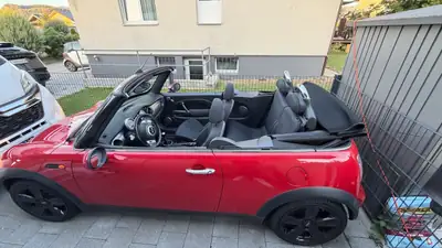 MINI Cabrio 1.6i One — Cabriolet iconique, joyride à ciel ouvert — Heckansicht