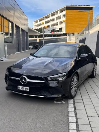 Mercedes-Benz CLA 200 Shooting Brake — Élégance et praticité, essence automatique — vue extérieure